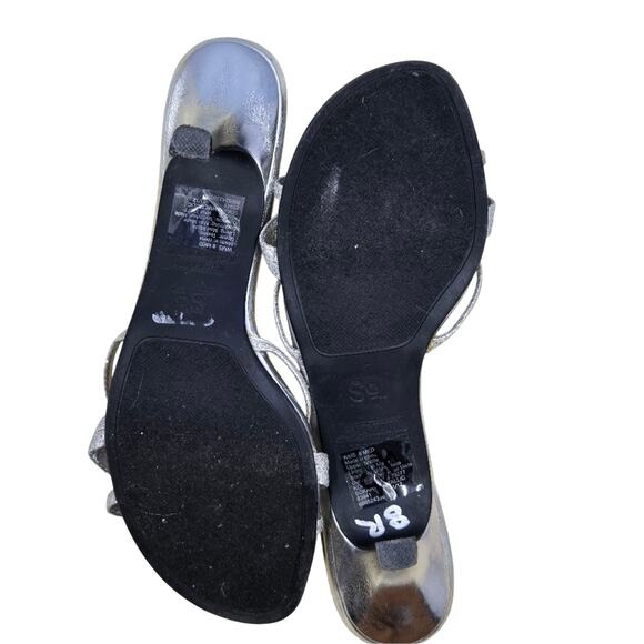 SO Silver Strappy Sandals – Size 8M - Picture 2 of 9